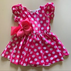 Minnie Mouse Halloween costume polka dot dress